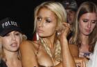 Paris Hilton na Halloween Party w rezydencji Playboya